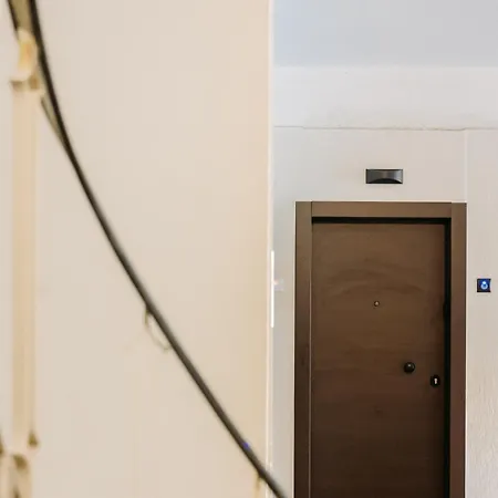 Dems With Private Parking Volos