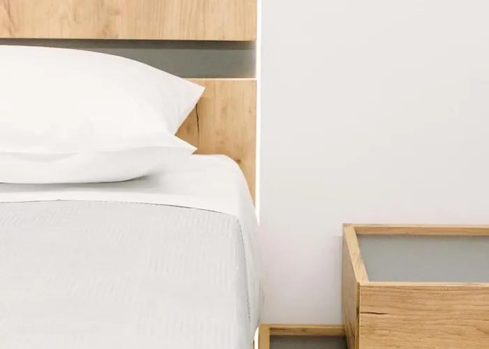 Dems With Private Parking Appartement