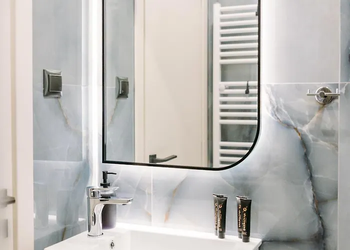 Dems With Private Parking Appartamento